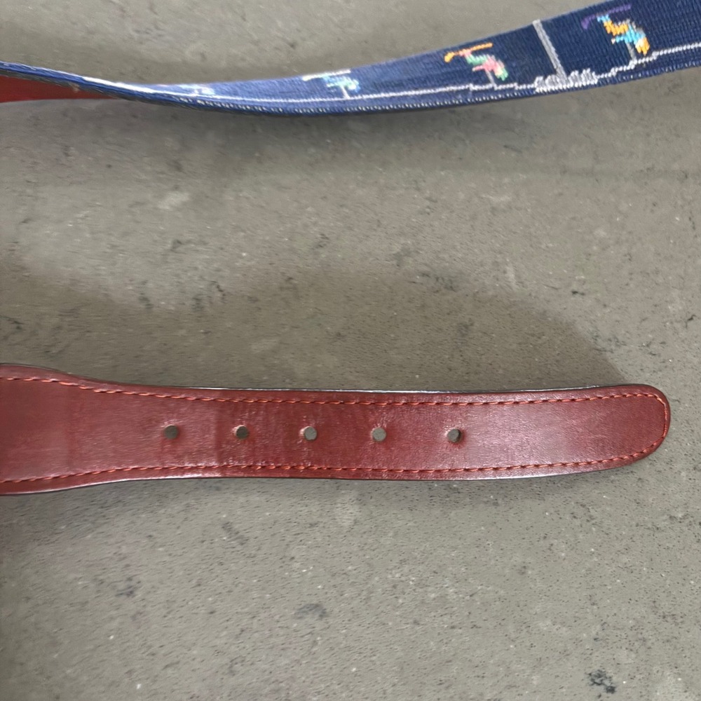 Smathers & Branson Men Needlepoint Belt Chairlift Skiing Navy Leather Brass 42 - Picture 7 of 9